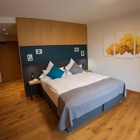 Rieslingquartier - Mosel Wein Hotel 克罗夫 外观 照片